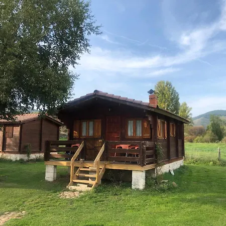 Parque de Campismo Bungalós Nieves Puebla de Lillo